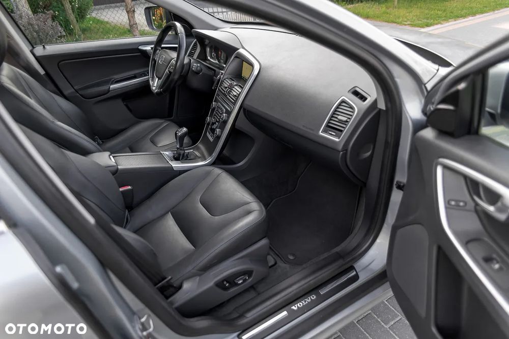 Volvo XC 60 - 18