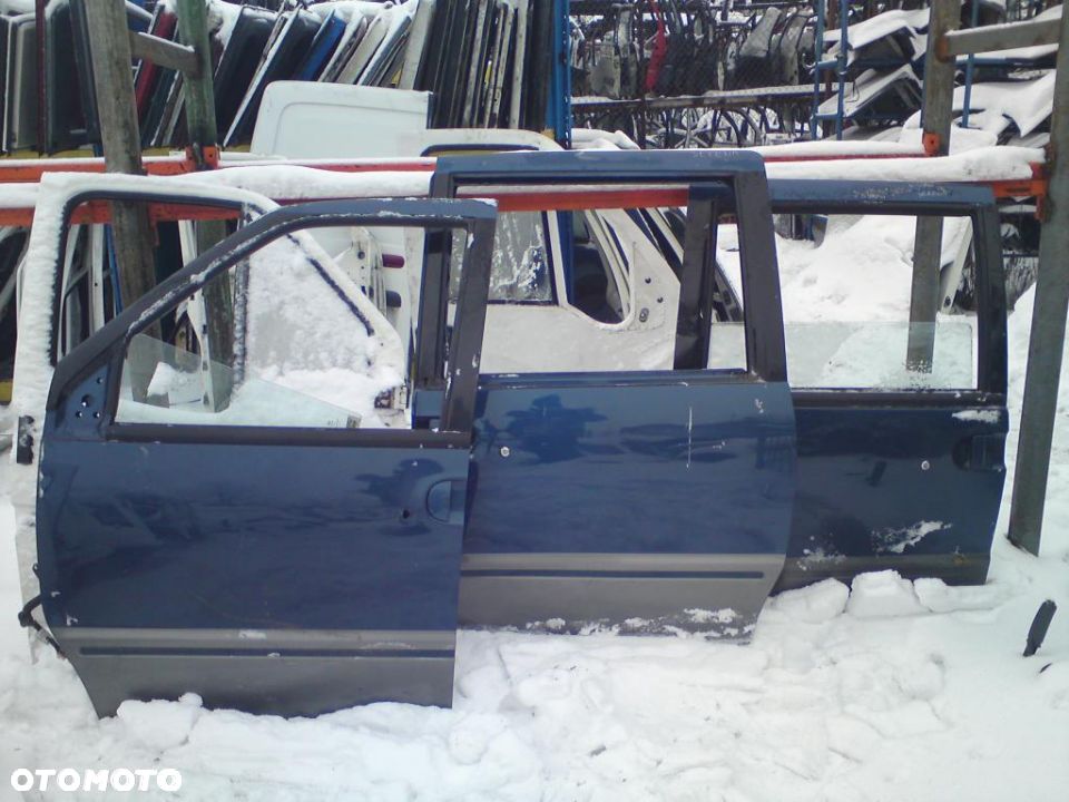 DRZWI NISSAN SERENA VANETTE 92- LEWE PRZEDNIE - 1