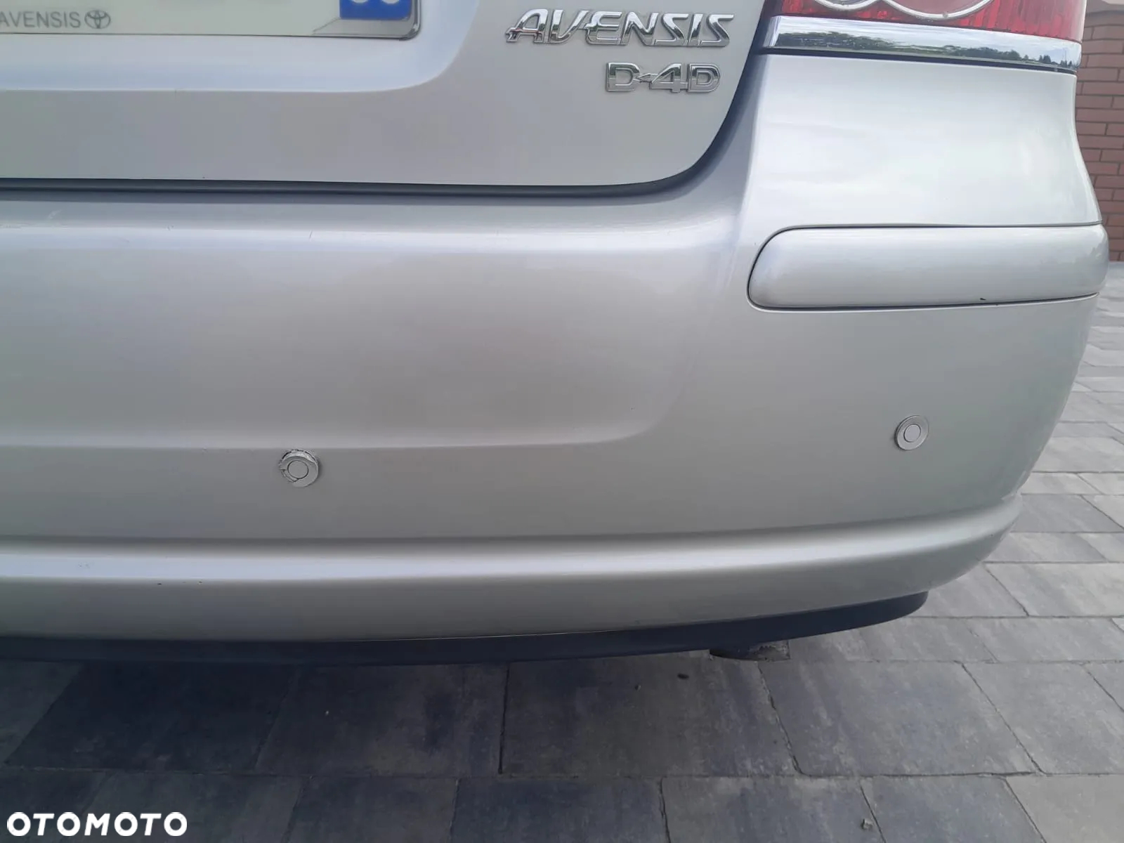 Toyota Avensis 2.0 D-4D Executive - 9