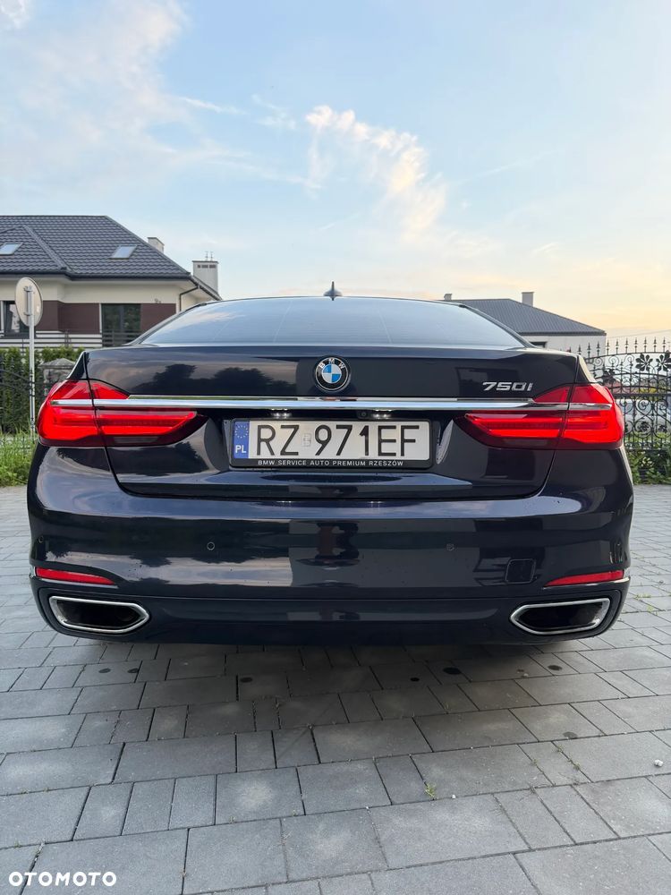 BMW Seria 7 750Li Edition Exclusive - 4