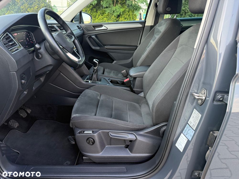 Volkswagen Tiguan - 26