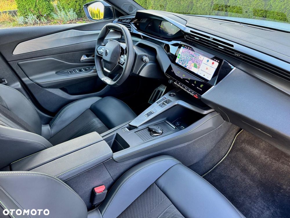 Peugeot 308 1.2 PureTech GT S&S EAT8 - 13