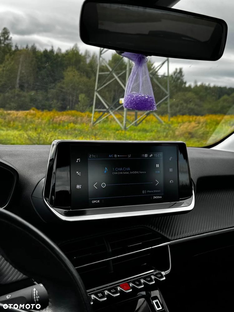 Peugeot 208 PureTech 75 Allure - 22