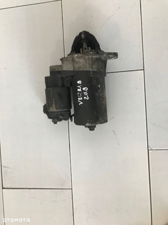 ROZRUSZNIK OPEL VECTRA B 2,0 - 1
