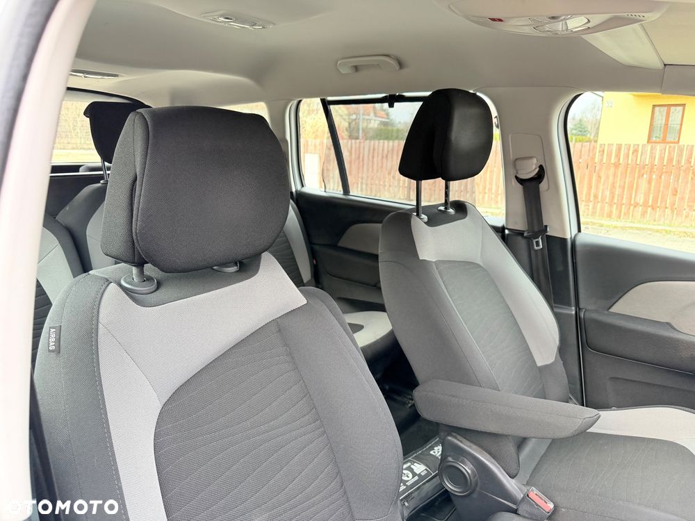 Citroën C4 Grand Picasso - 21