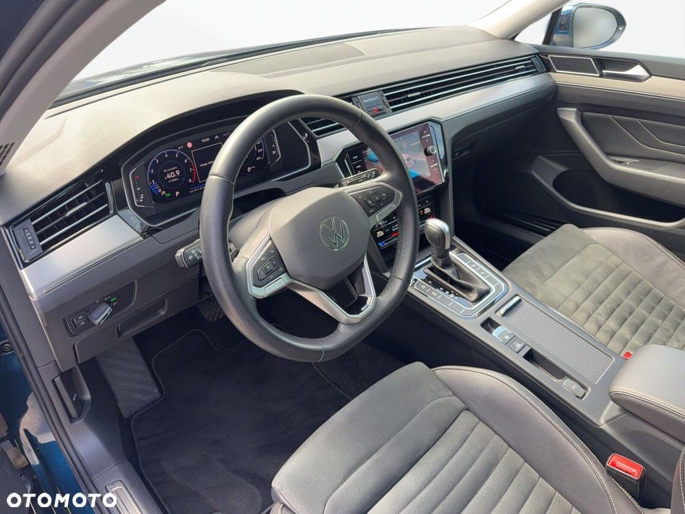 Volkswagen Passat Variant - 10
