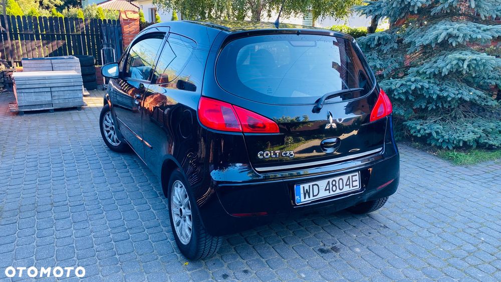 Mitsubishi Colt - 7