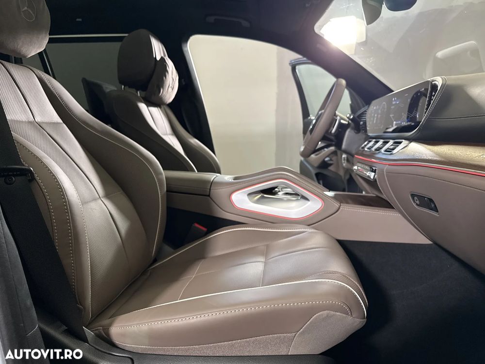 Mercedes-Benz GLS - 13