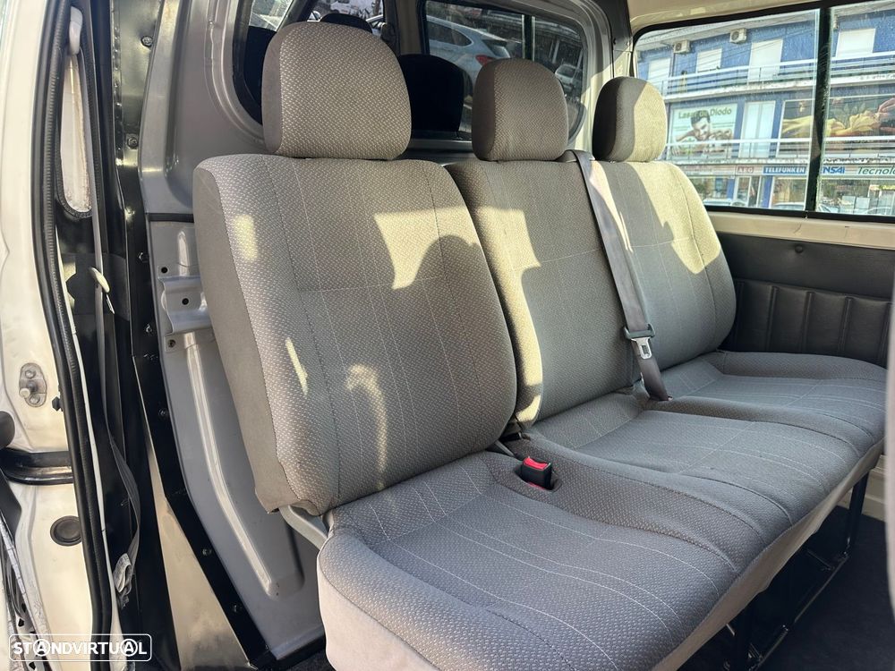 Toyota HiAce 2.5 D-4D Curto 2.8T AC - 7