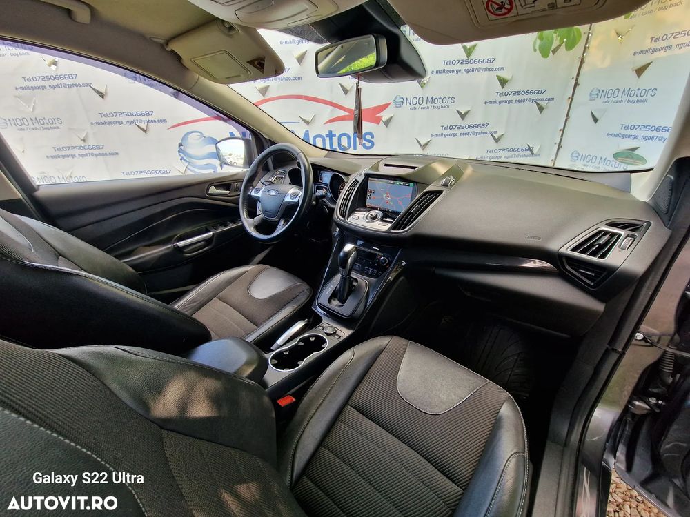 Ford Kuga 2.0 TDCi 4x4 Aut. ST-Line - 11