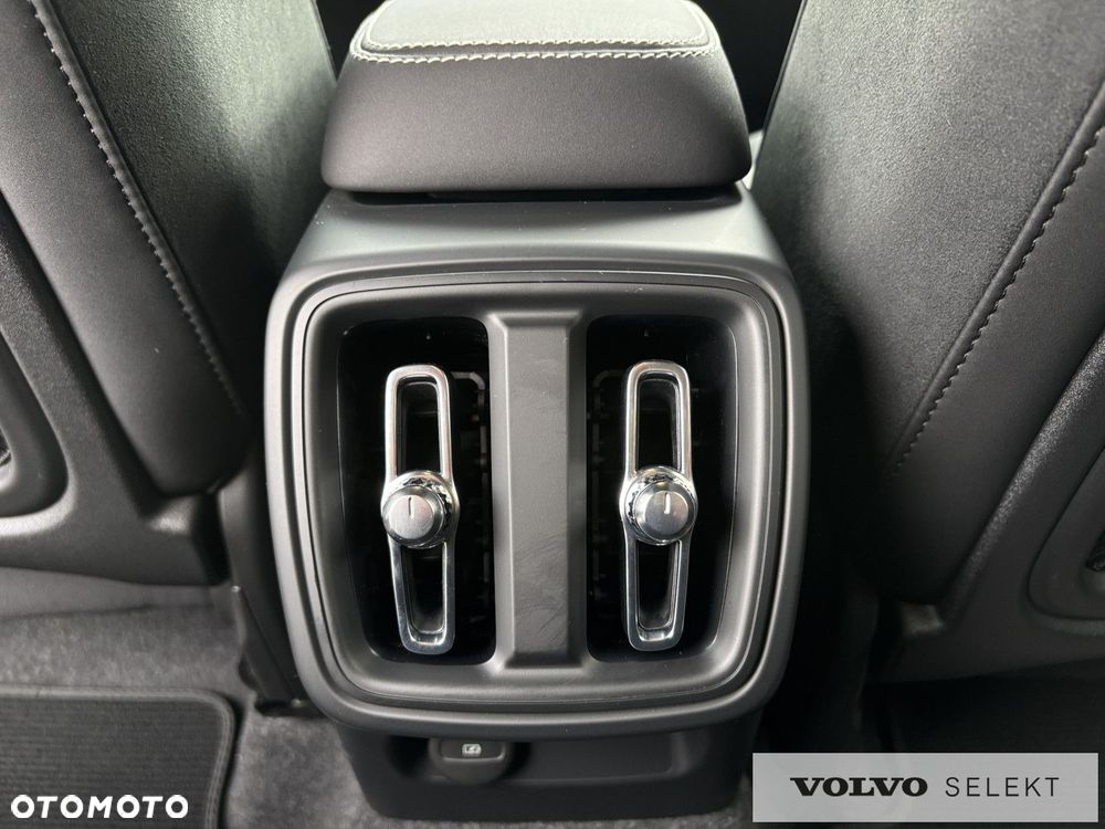 Volvo XC 40 - 21