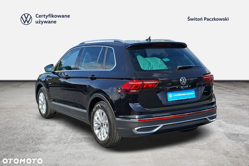 Volkswagen Tiguan - 3