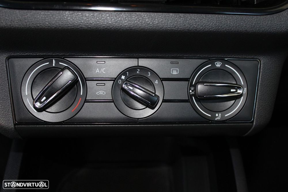 Skoda Kamiq 1.0 TSI Ambition - 25
