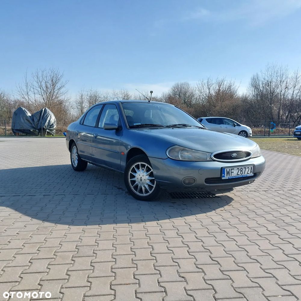 Ford Mondeo 2.5 Ghia - 6