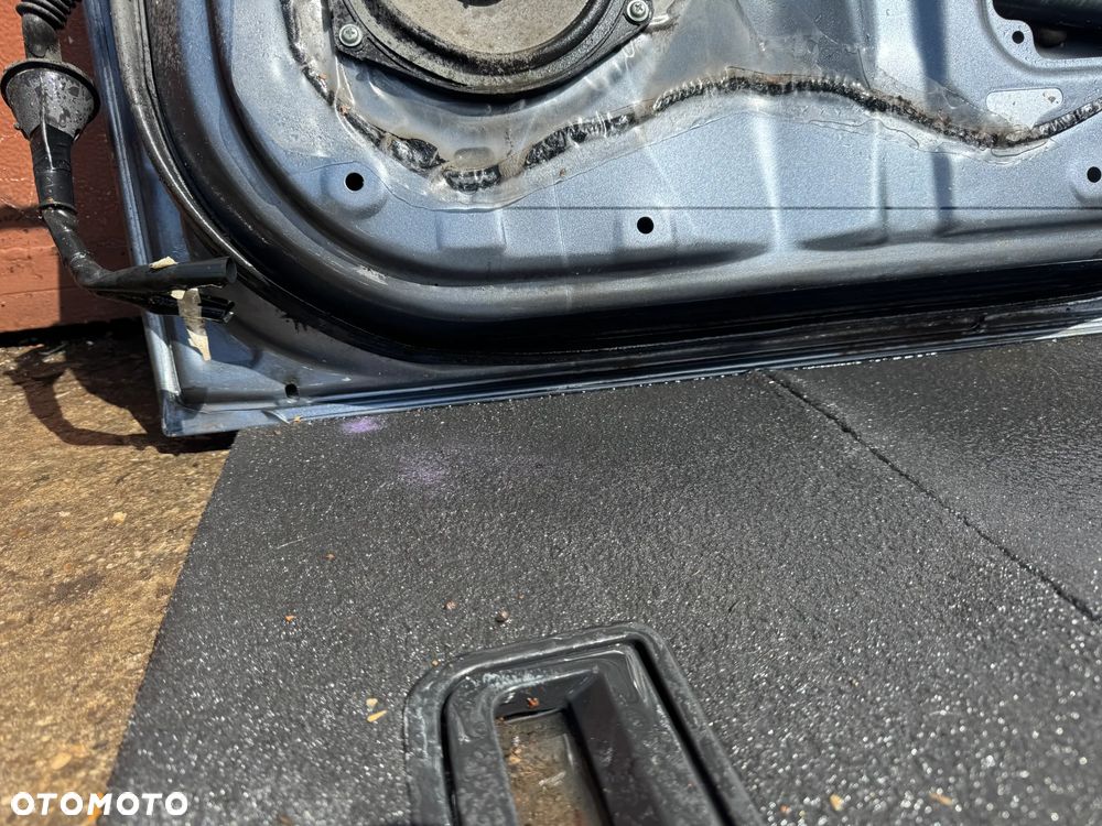 Drzwi prawe Land Rover Discovery Sport I 2014- przód OE - 6