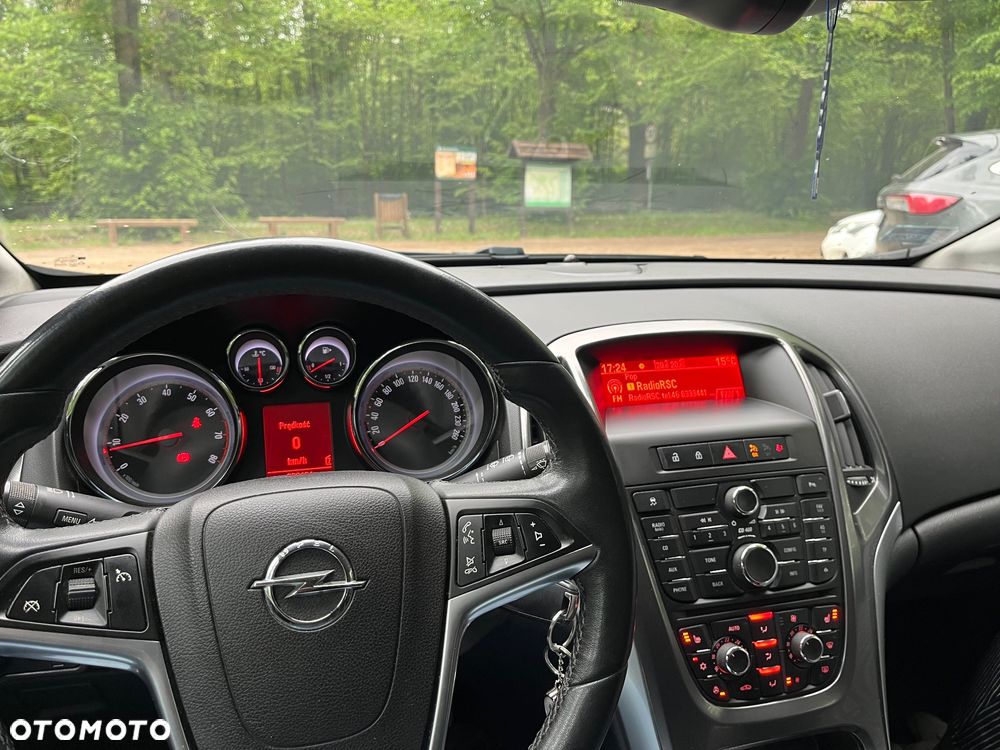 Opel Astra 1.4 Turbo - 21