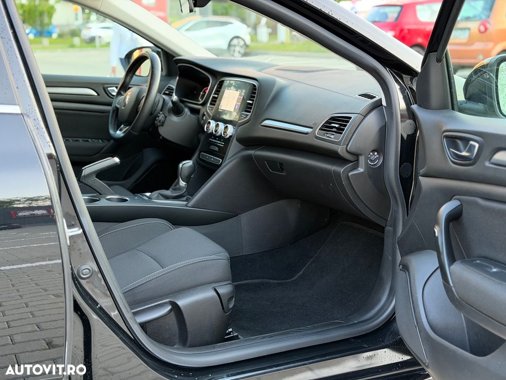 Renault Megane Blue dCi 116 EDC Zen - 5
