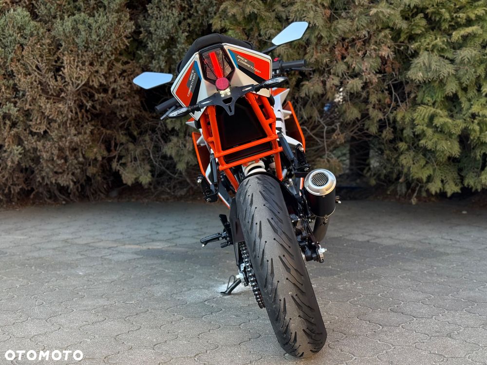 KTM RC 125 - 4