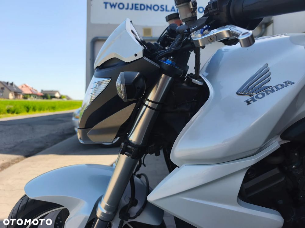 Honda CB - 8