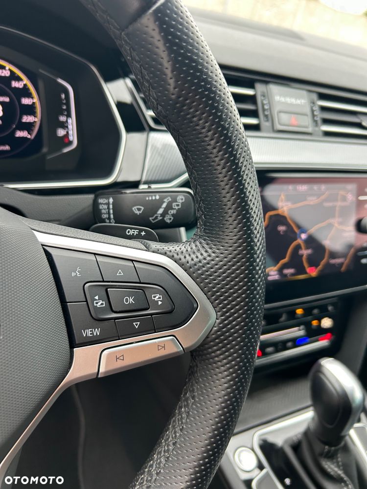 Volkswagen Passat Variant 2.0 TDI SCR DSG Business - 23