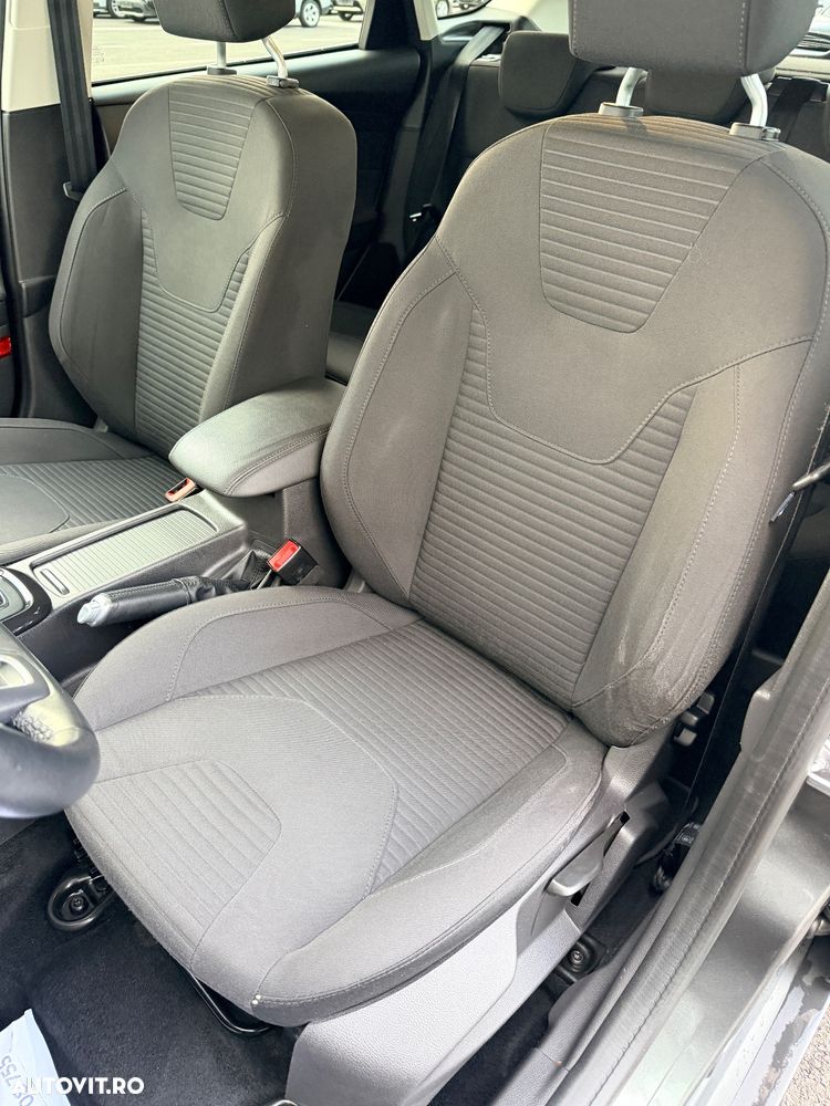 Ford Focus 2.0 EcoBlue Titanium Business - 10