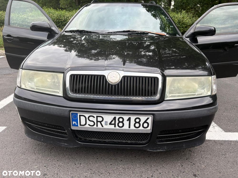 Skoda Octavia 1.8T Tour Plus - 7