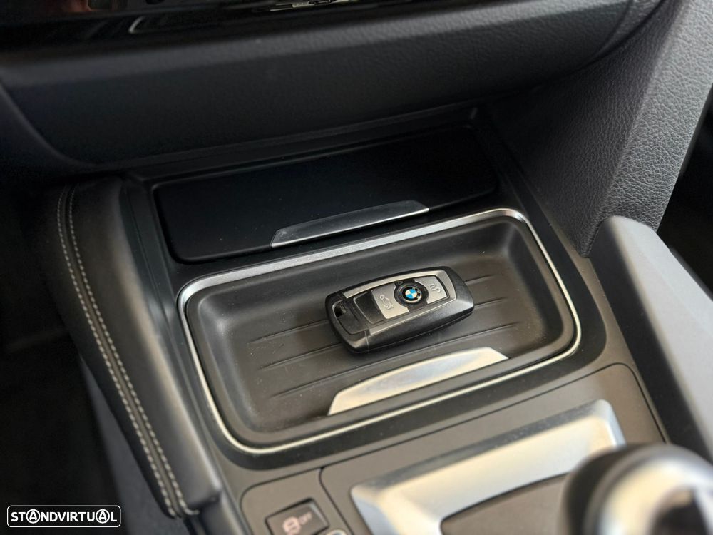 BMW M3 Auto - 39