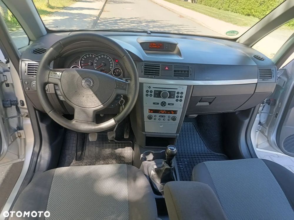 Opel Meriva - 17