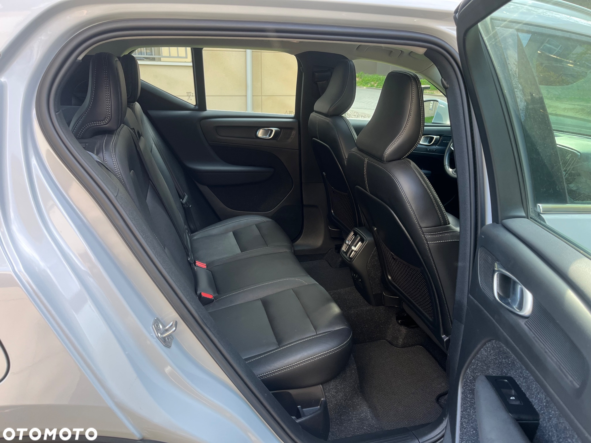 Volvo XC 40 T4 AWD Inscription - 7