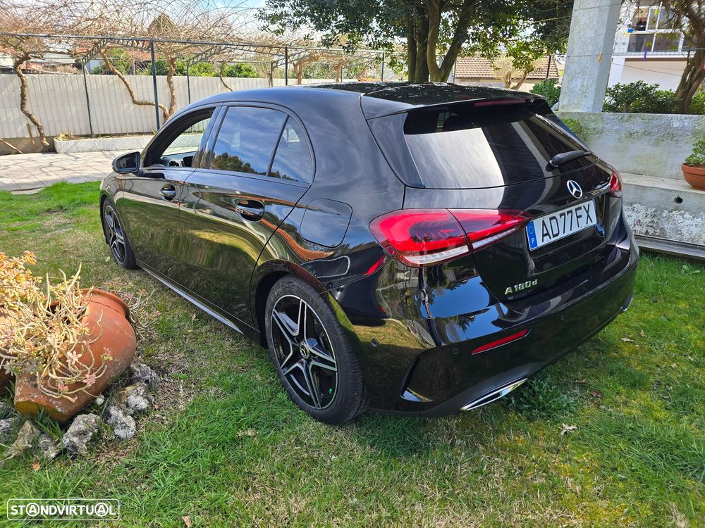 Mercedes-Benz A 180 d AMG Line - 4