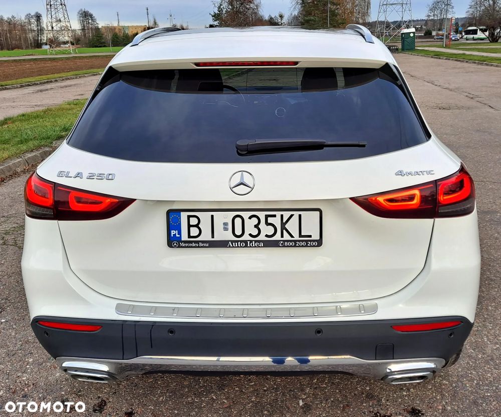 Mercedes-Benz GLA 250 4Matic 8G-DCT Progressive - 5
