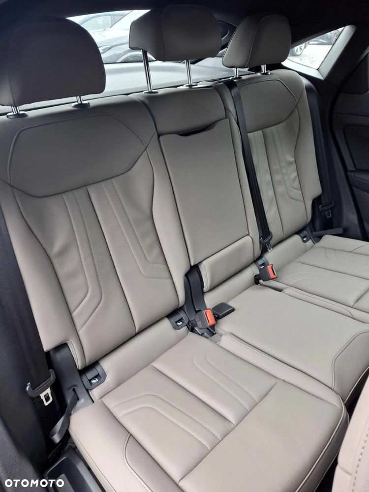 Audi Q3 Sportback - 17