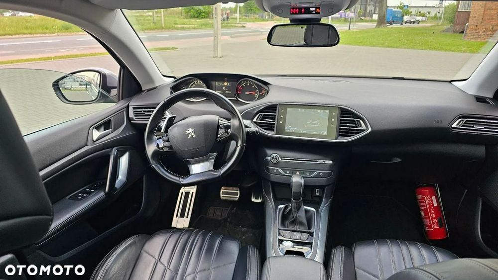 Peugeot 308 1.5 BlueHDi Allure Pack S&S EAT8 - 4