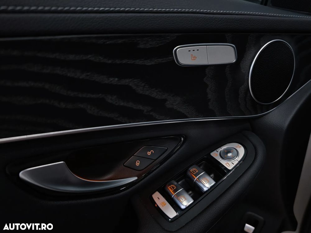 Mercedes-Benz GLC 300 de 4Matic 9G-TRONIC - 17