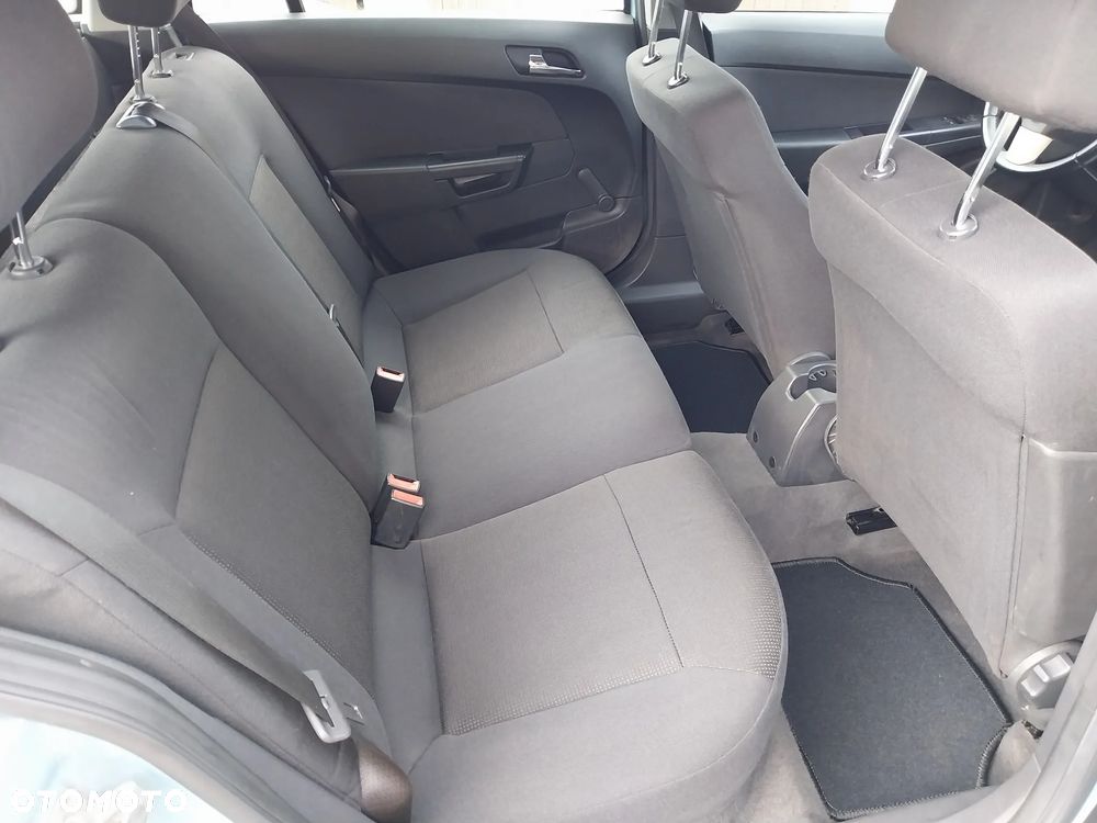 Opel Astra 1.6 Selection - 16