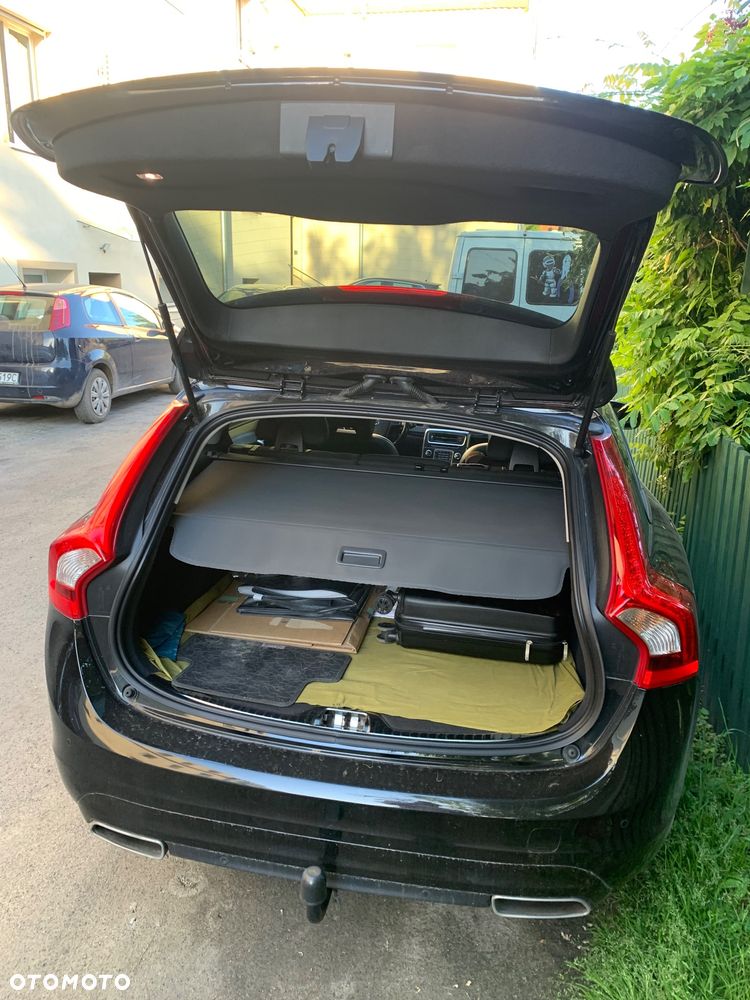 Volvo V60 D4 Drive-E R-Design Momentum - 18