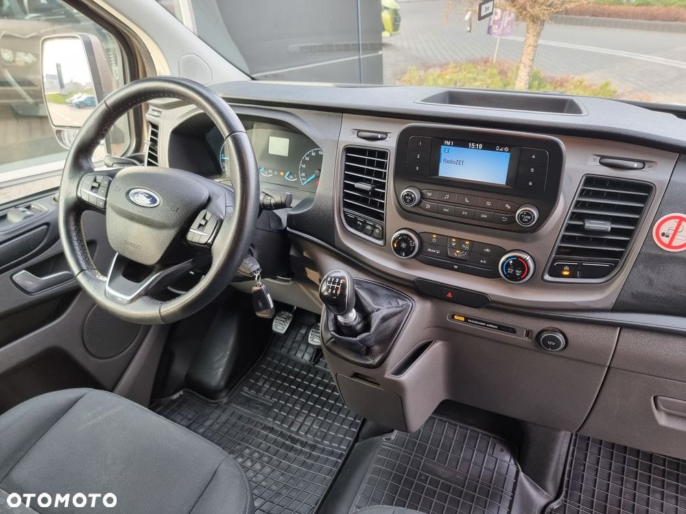 Ford Transit Custom - 19