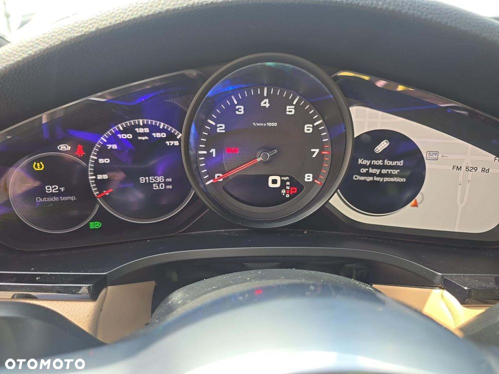 Porsche Cayenne - 9