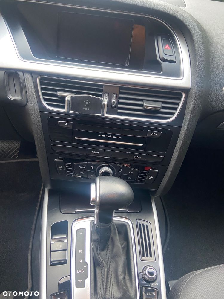 Audi A4 Avant 2.0 TDI DPF clean diesel multitronic Ambiente - 14