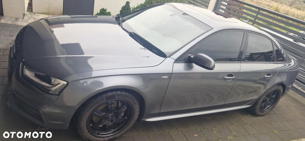 Audi A4 2015 photo 2