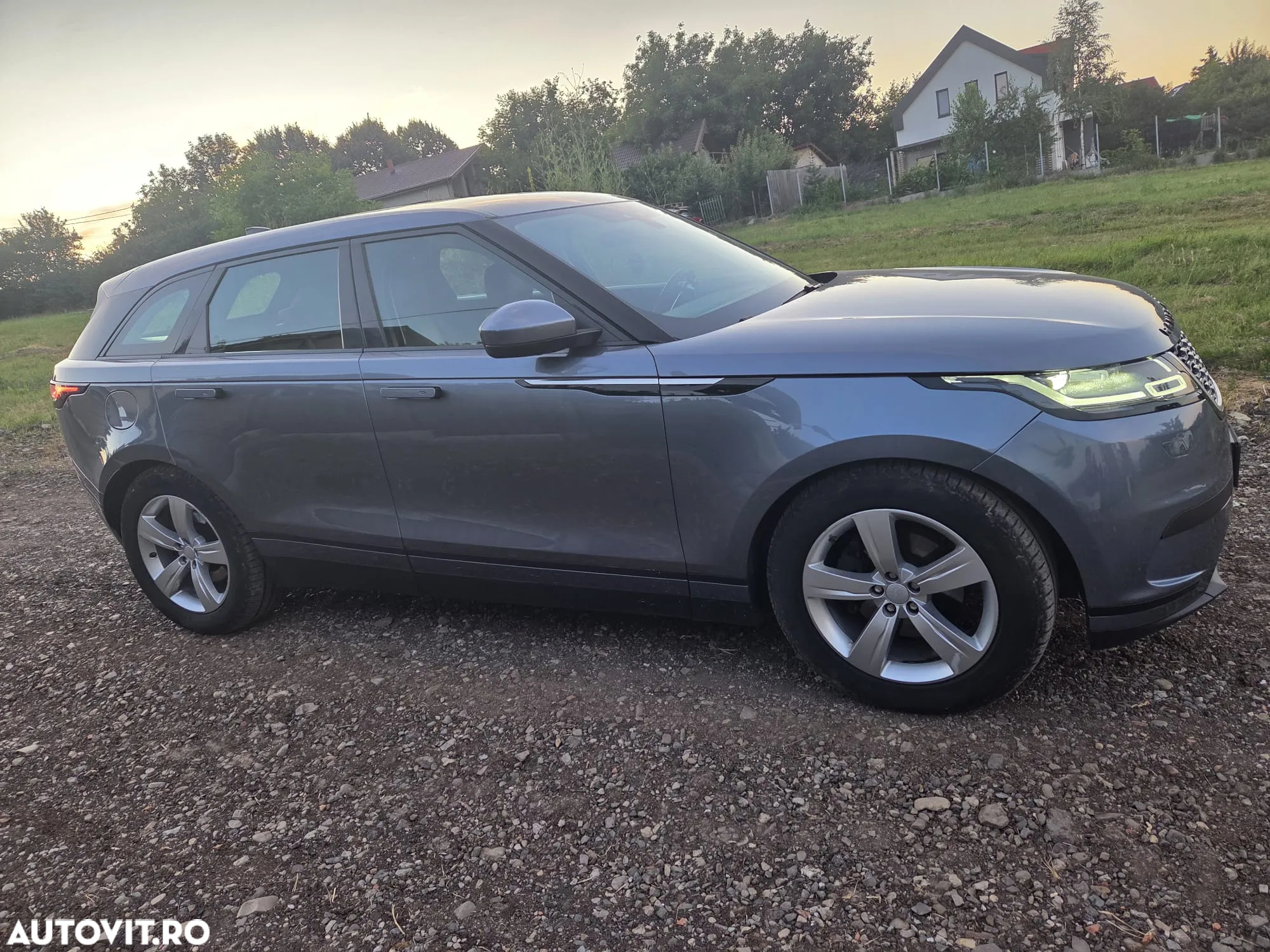 Land Rover Range Rover Velar 2.0 R-Dynamic S - 2