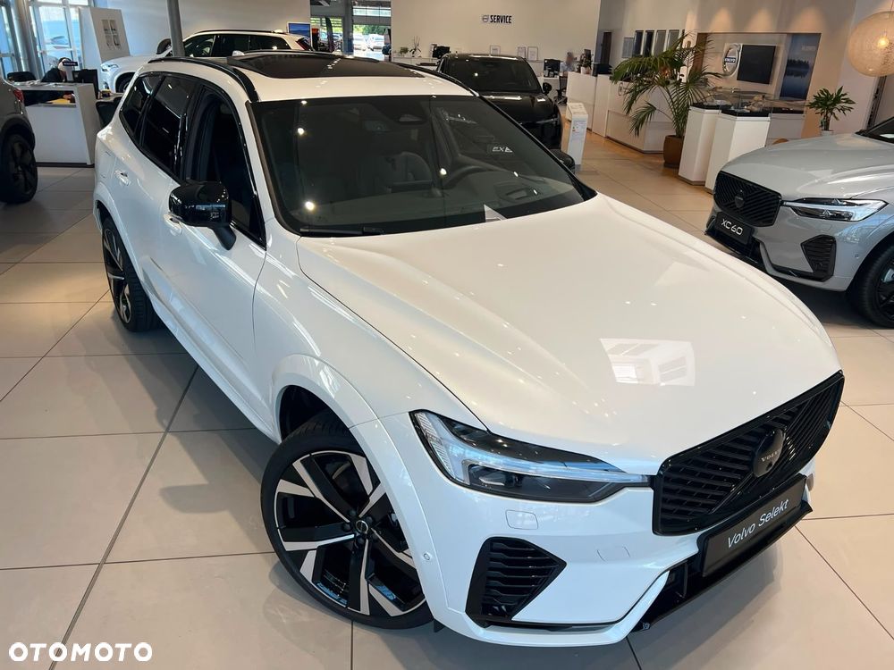Volvo XC 60 T8 Plug-In Hybrid AWD Plus Black Edition - 12