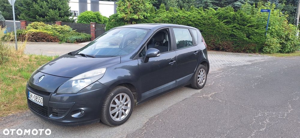 Renault Scenic - 1