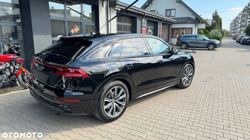 Audi Q8 - 3