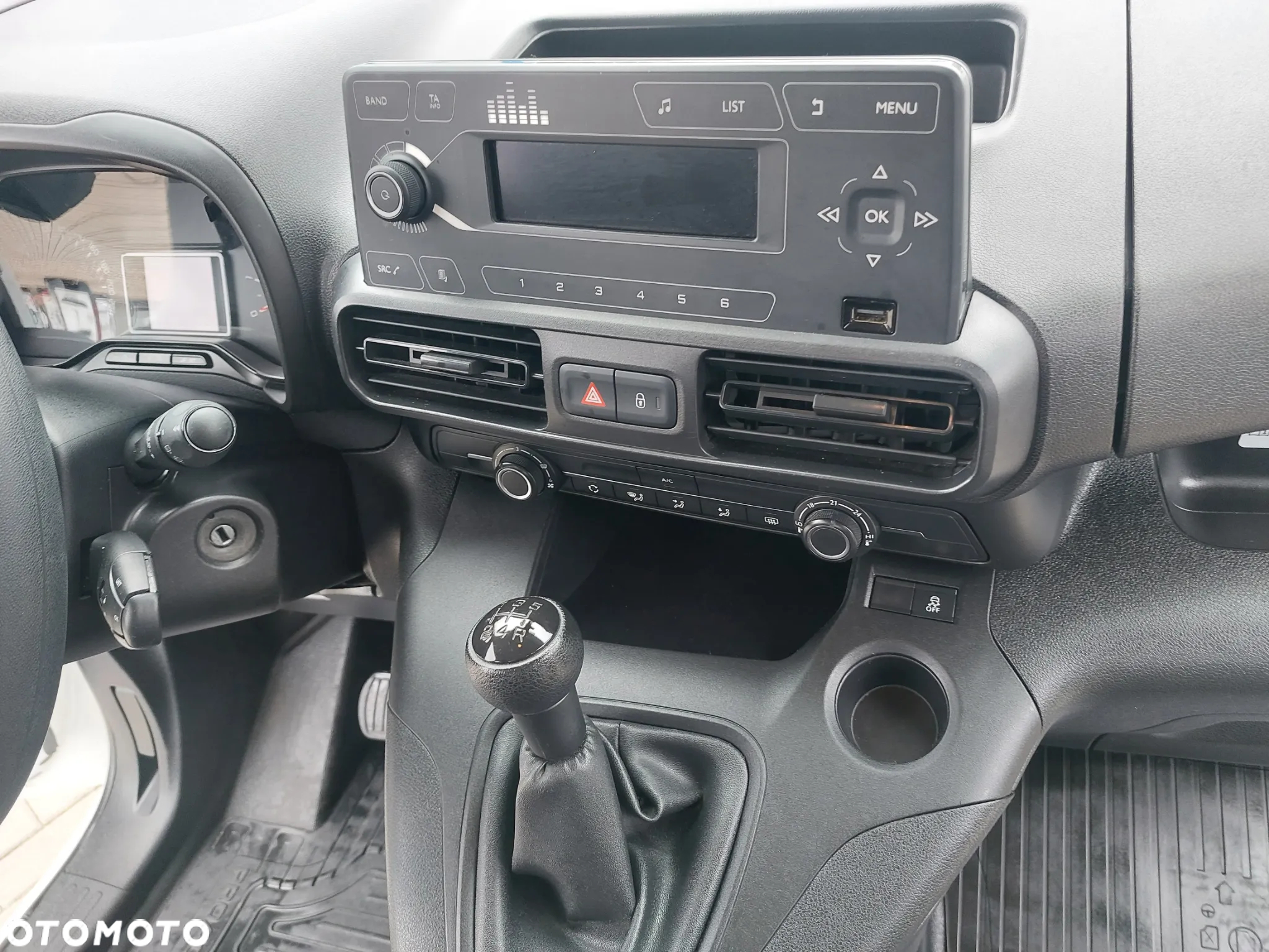 Toyota ProAce - 31