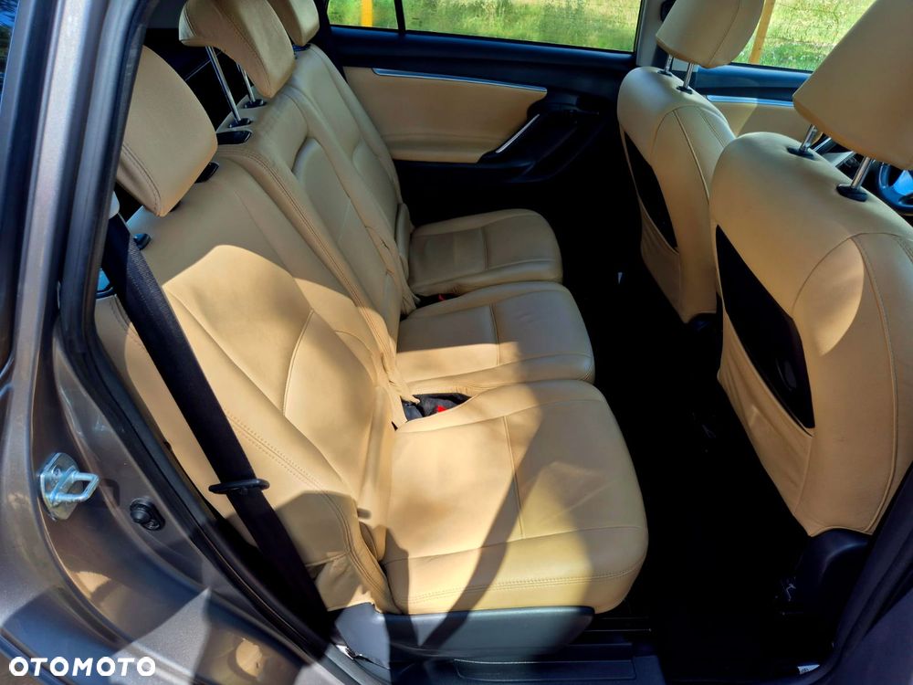 Toyota Verso 1.6 5-Sitzer Comfort - 19
