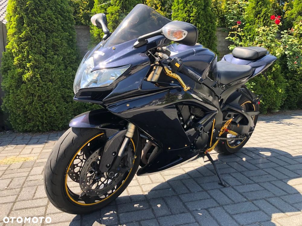 Suzuki GSX-R - 3