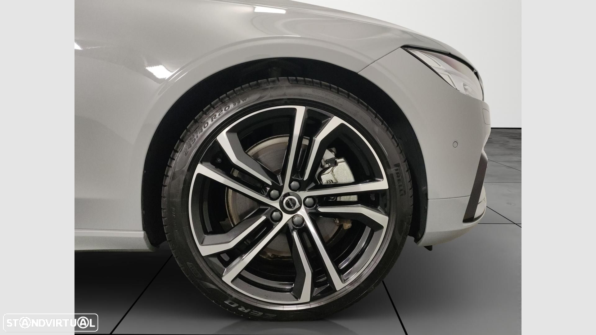 Volvo S90 2.0 T8 PHEV Plus Dark AWD - 9