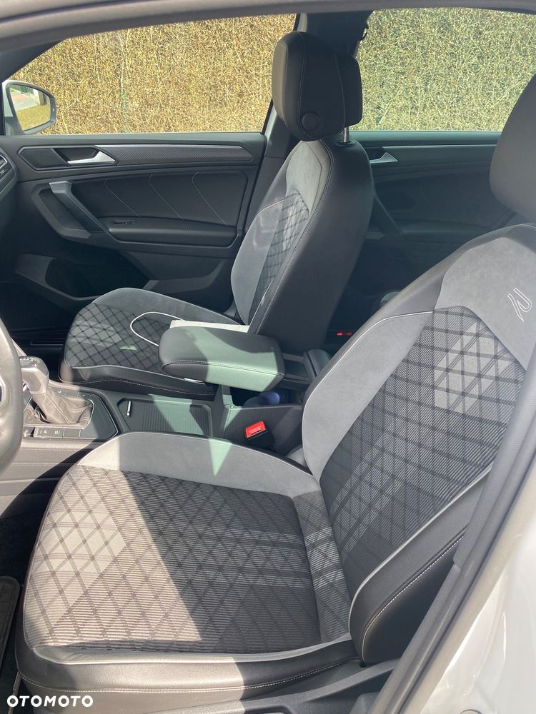 Volkswagen Tiguan - 24