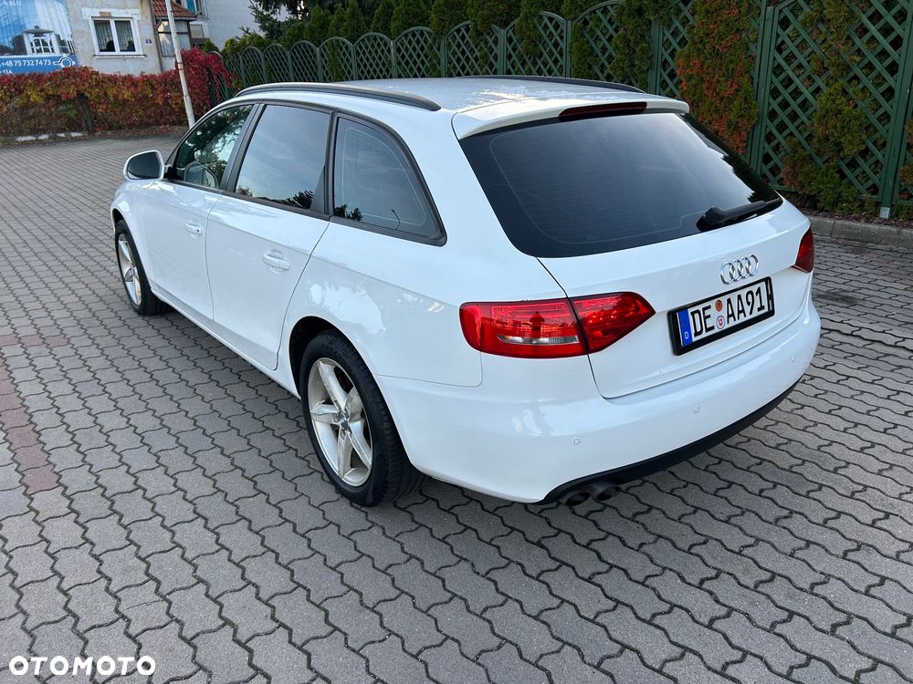 Audi A4 Avant - 2